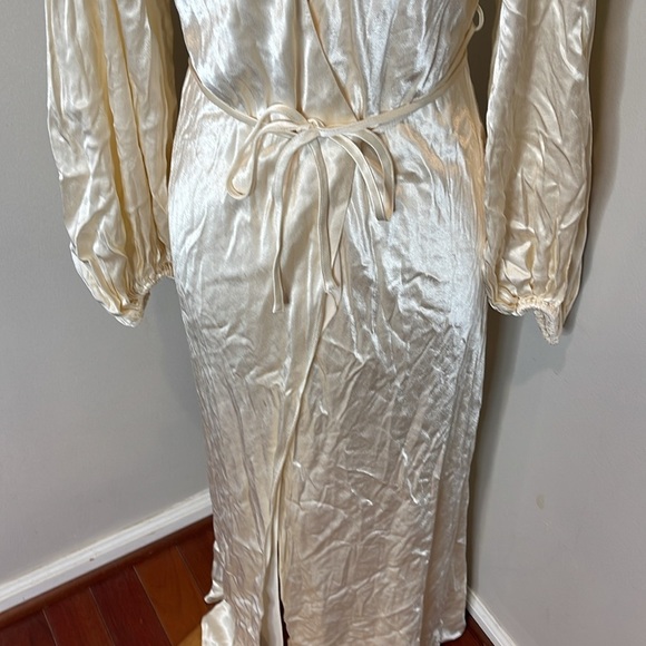 SHONA JOY LA LUNE FULL SLEEVE WRAP MIDI DRESS in CREAM - Picture 12 of 16